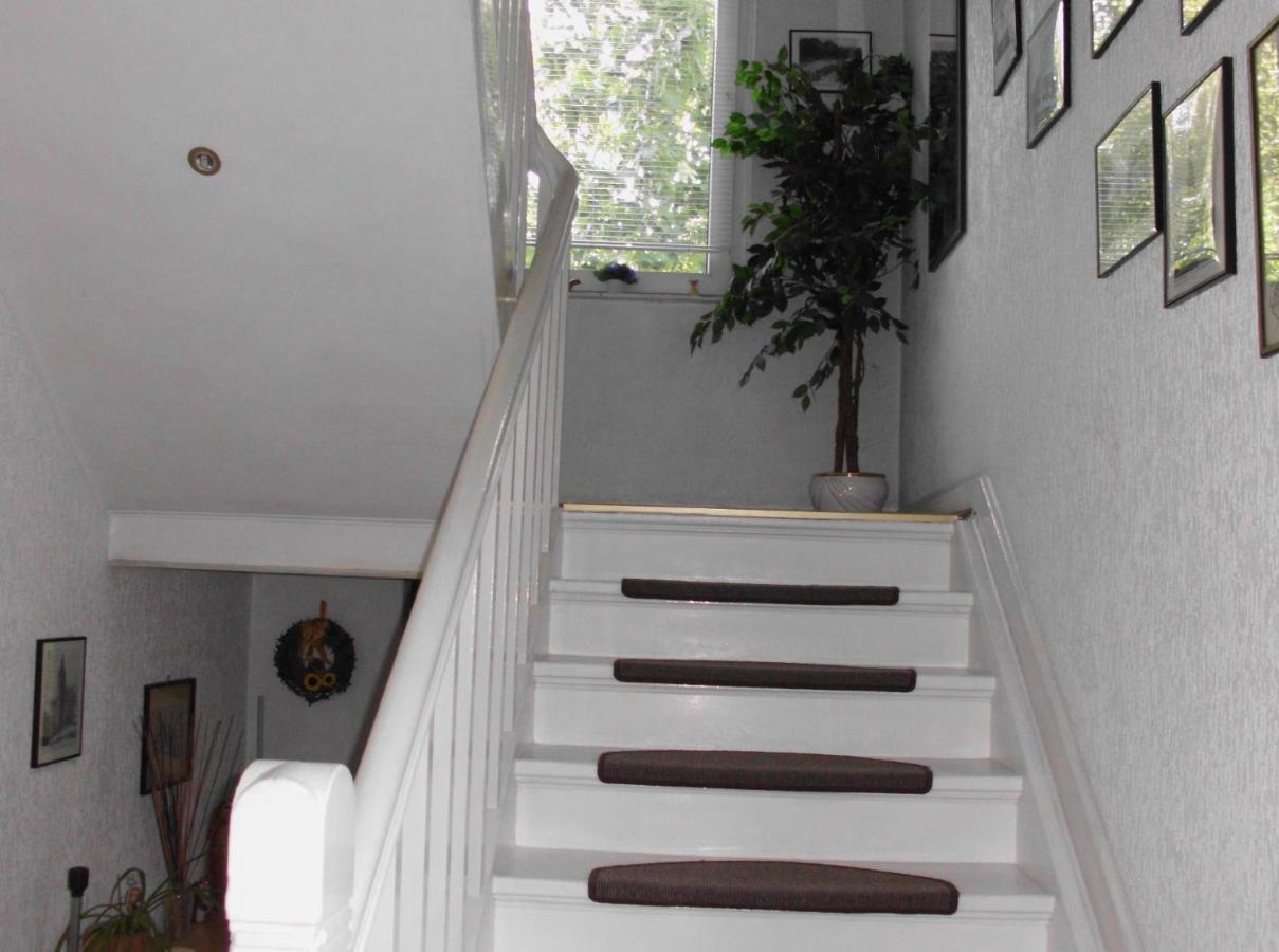 Lovely Apartment 2 Et Inkl Parkplatz Nach Verfuegbarkeit Έσσεν Εξωτερικό φωτογραφία
